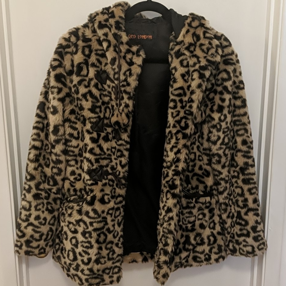 QED London Faux Fur Leopard Print Coat with Hood